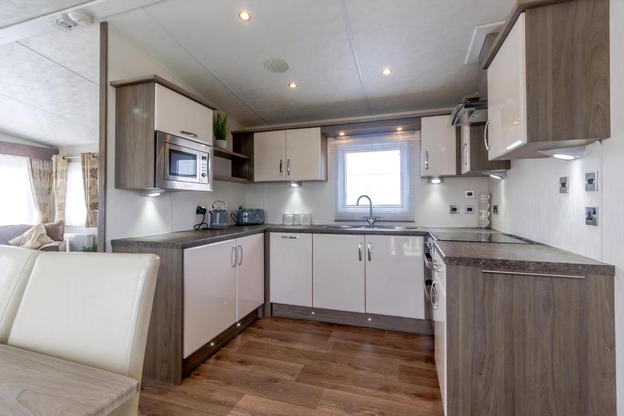 Beautiful 6 Berth Caravan By The Beach In Suffolk Ref 40076Nd Lowestoft Exterior foto