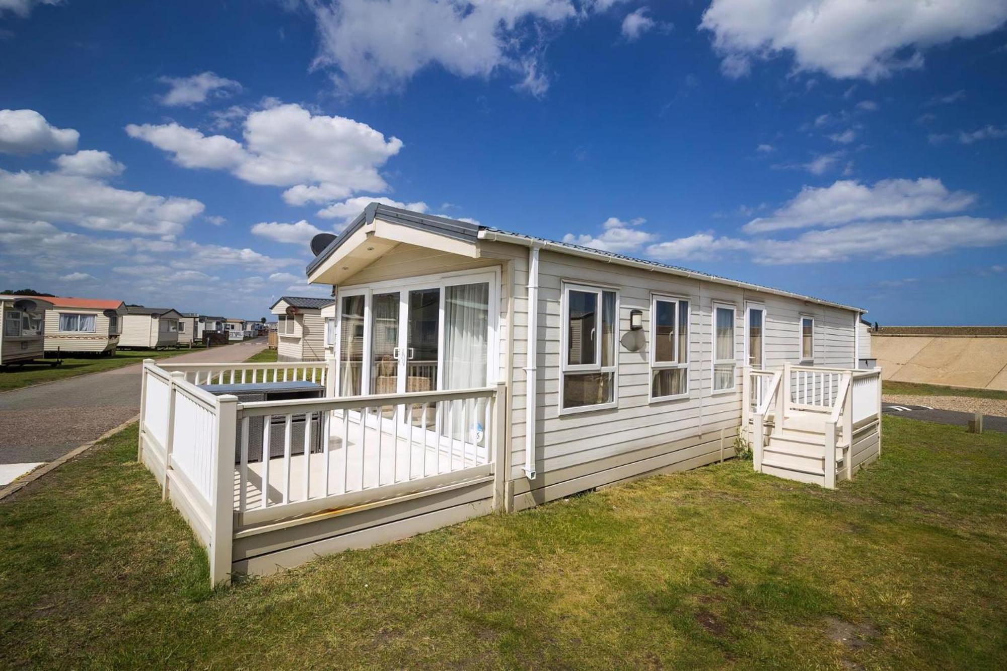 Beautiful 6 Berth Caravan By The Beach In Suffolk Ref 40076Nd Lowestoft Exterior foto